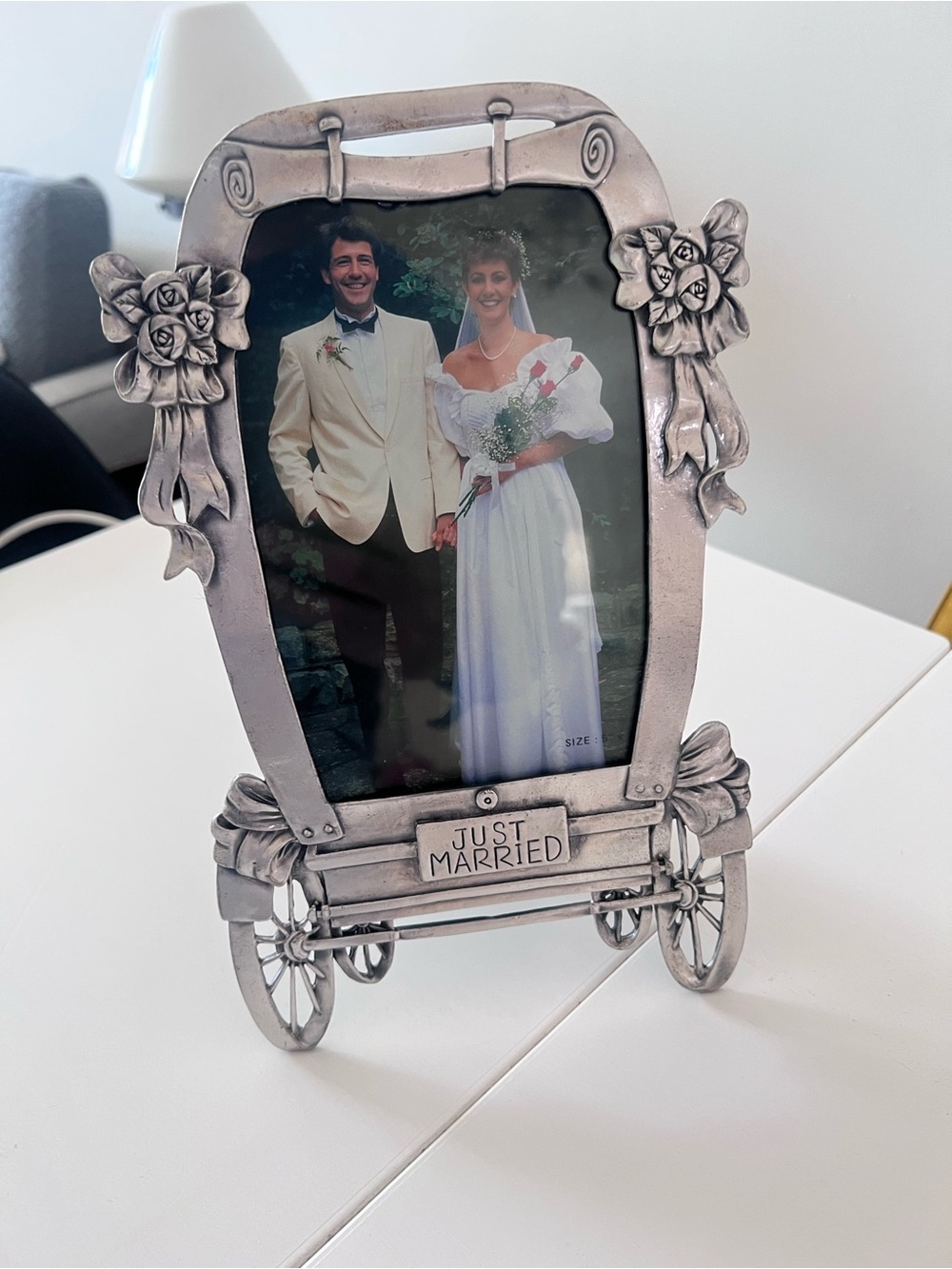 Vintage “Just Married” Silver Photo Frame - Decorative Wedding Picture Holder